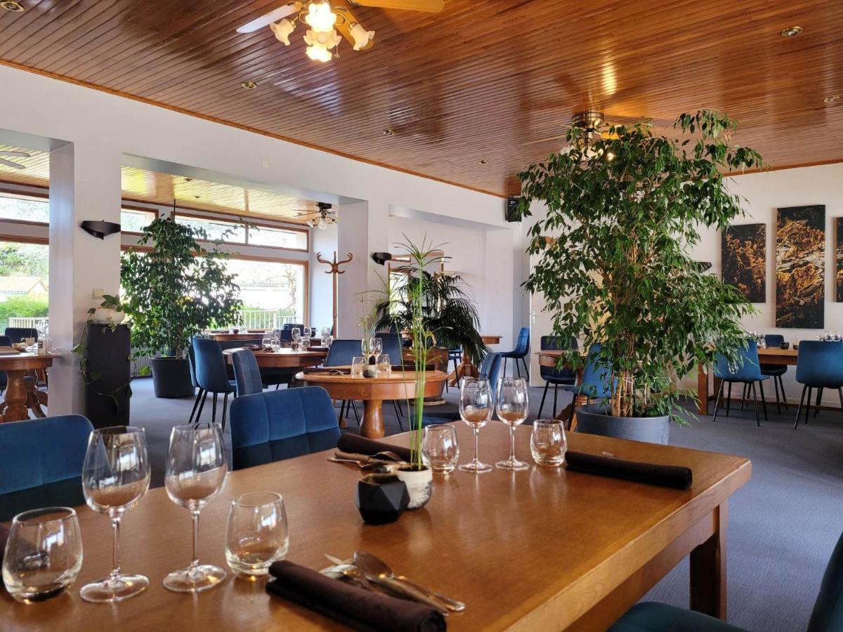 Hotel Restaurant Les Glycines Vieille-Brioude Buitenkant foto