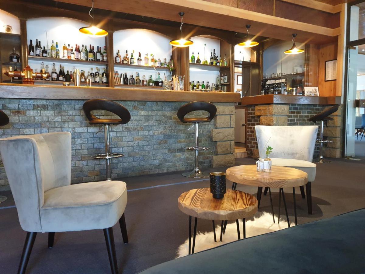 Hotel Restaurant Les Glycines Vieille-Brioude Buitenkant foto